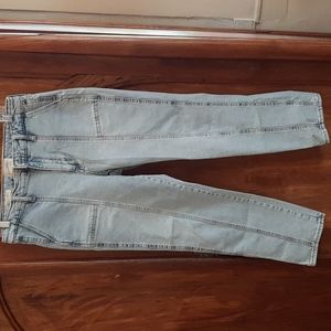 Jeans, light washed, sz 8/29, good condition